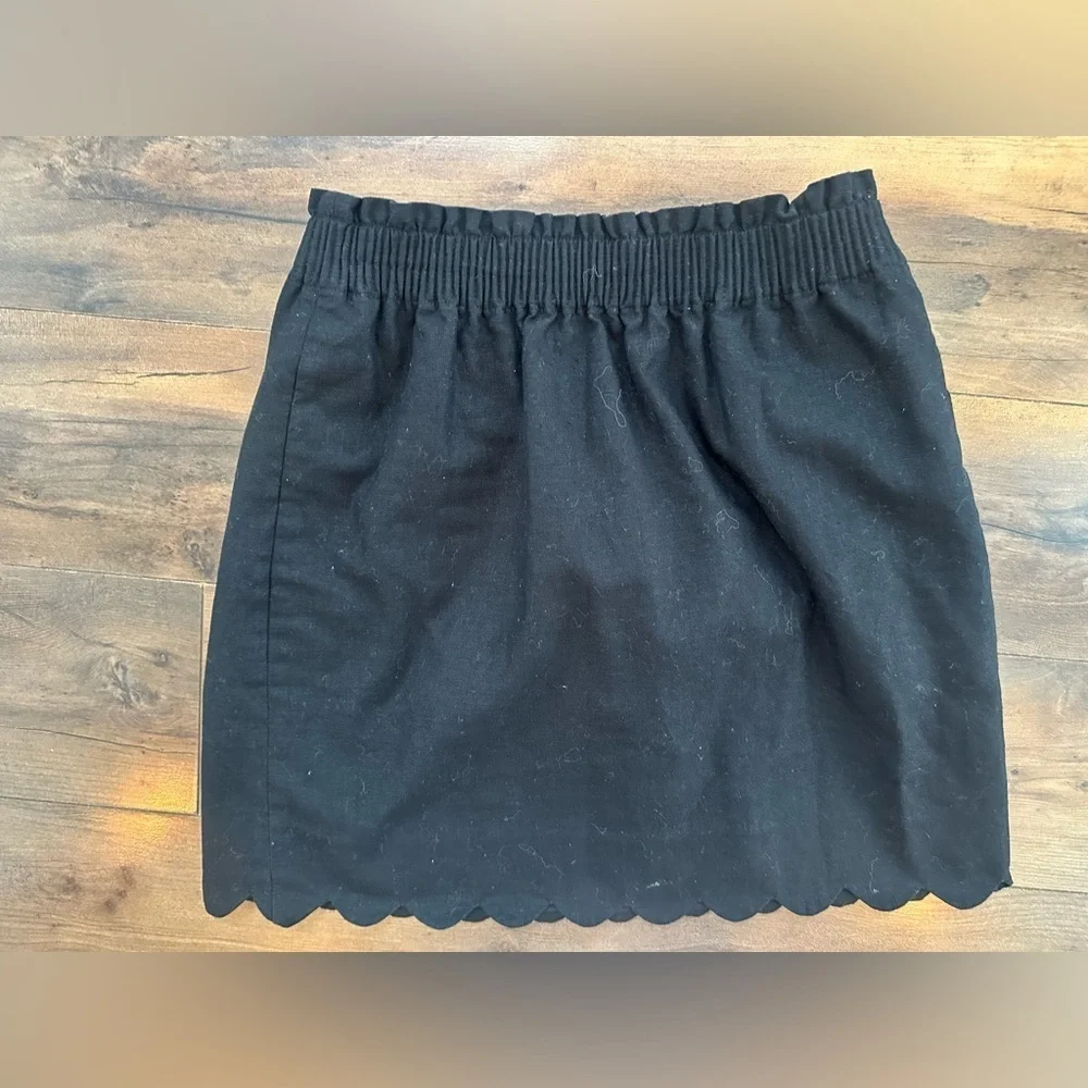 J.Crew Black Scalloped Mini Skirt Elastic Waist Classic Chic Size 0